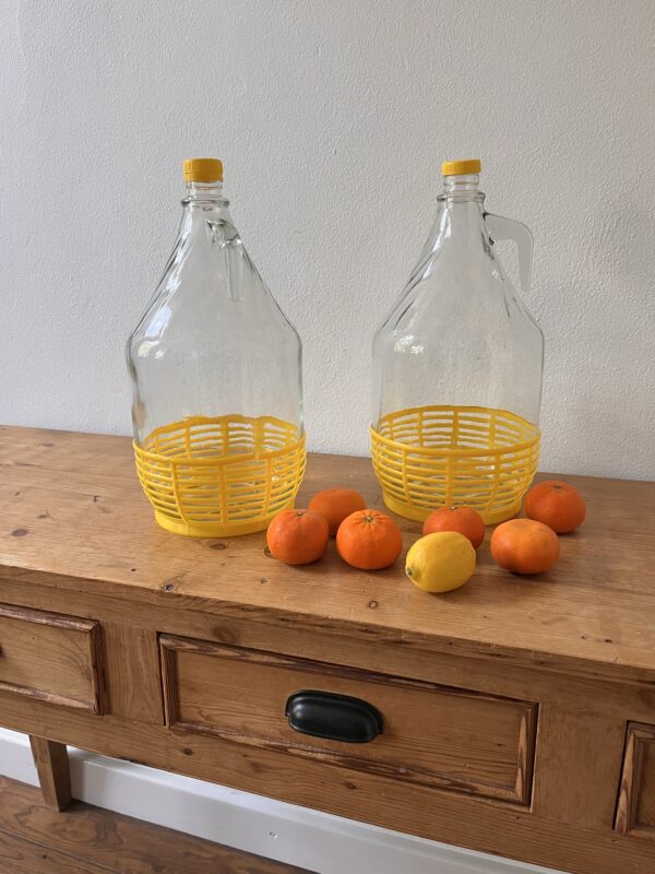 Originele Griekse fles voor drank of olijfolie - Afbeelding 2